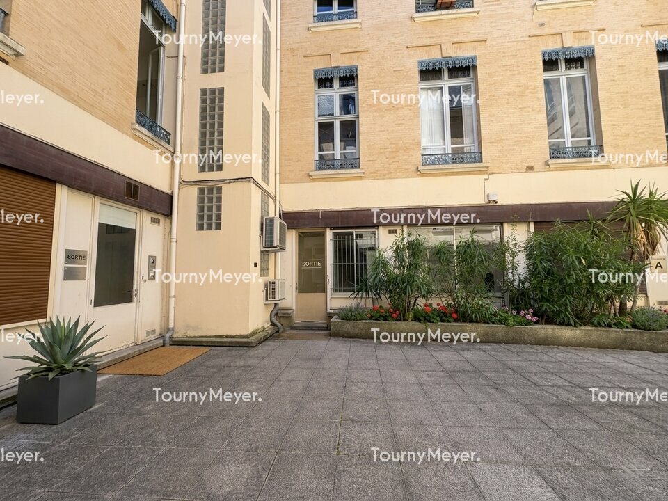 BUREAUX