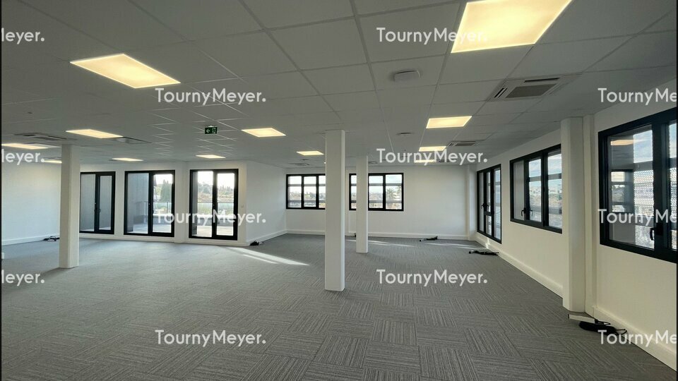 BUREAUX