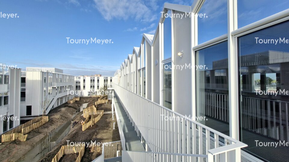 BUREAUX