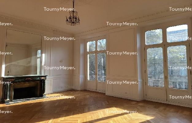 BUREAUX