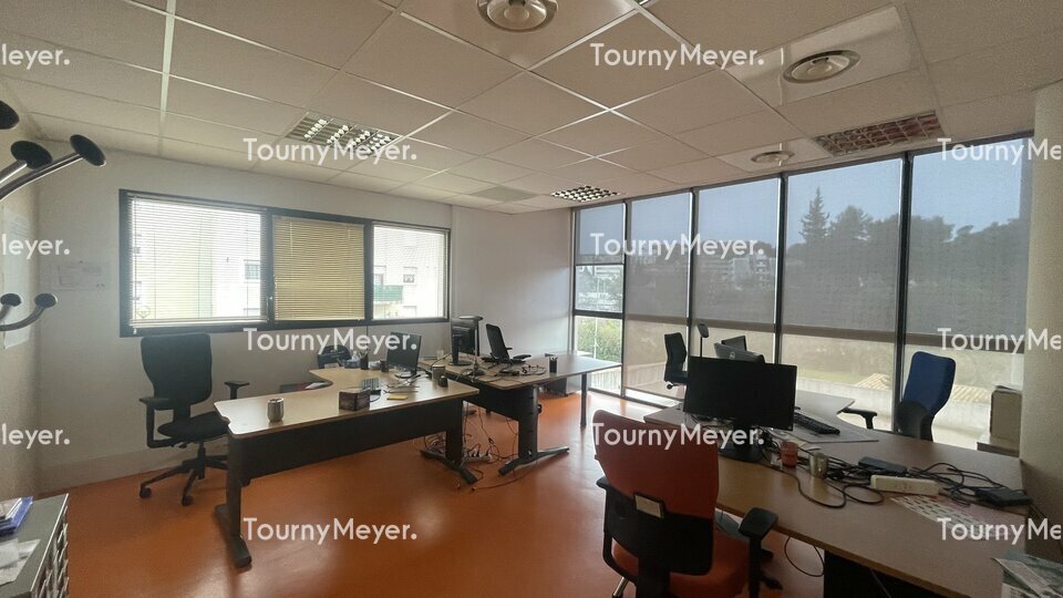 BUREAUX