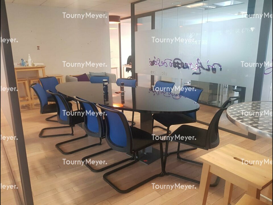 BUREAUX