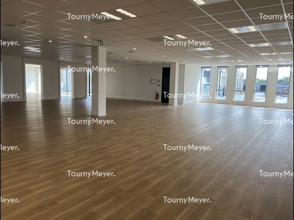 BUREAUX