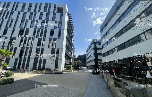 BUREAUX