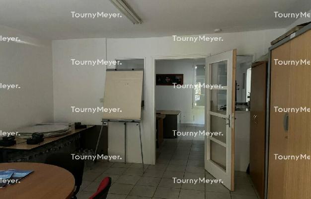 LOCAL D'ACTIVITES