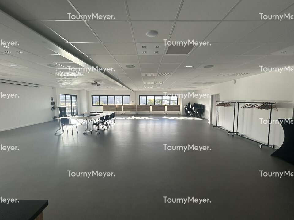 BUREAUX