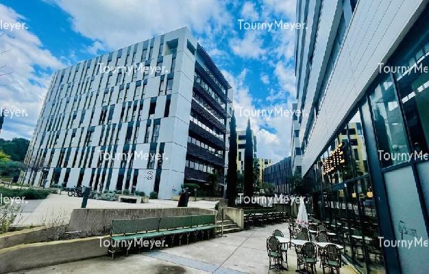 BUREAUX