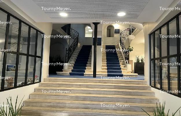 BUREAUX