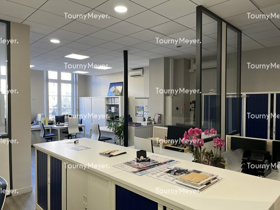 BUREAUX