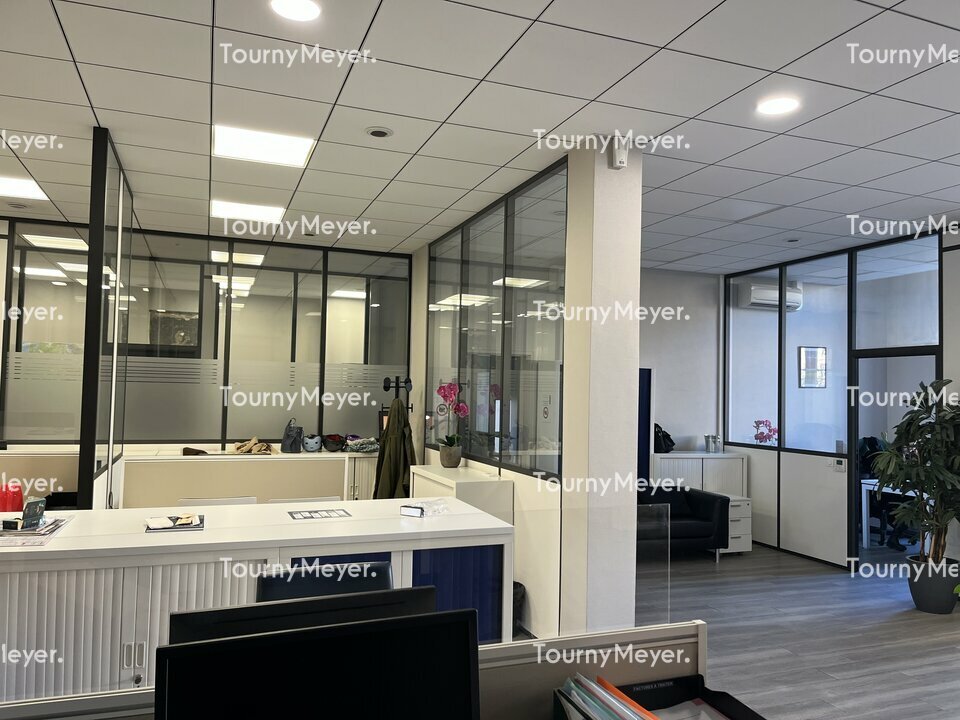 BUREAUX