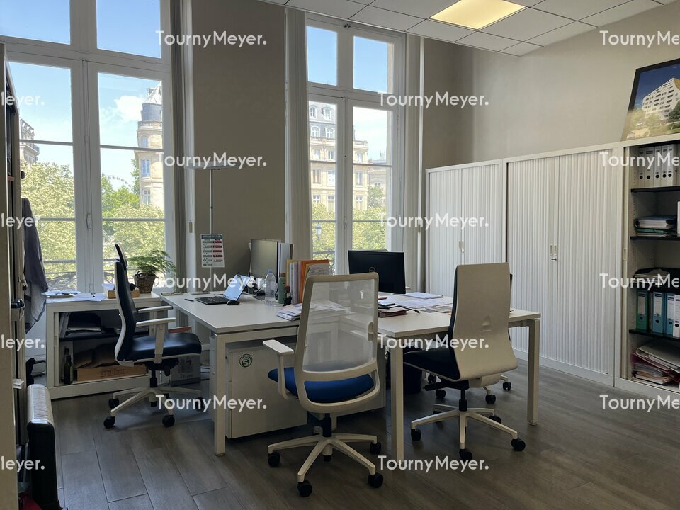 BUREAUX
