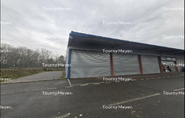LOCAL D'ACTIVITES