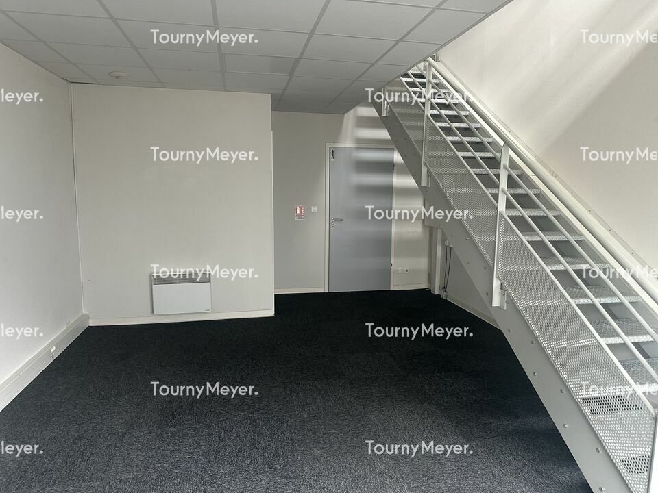 LOCAL D'ACTIVITES