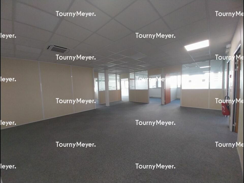 BUREAUX