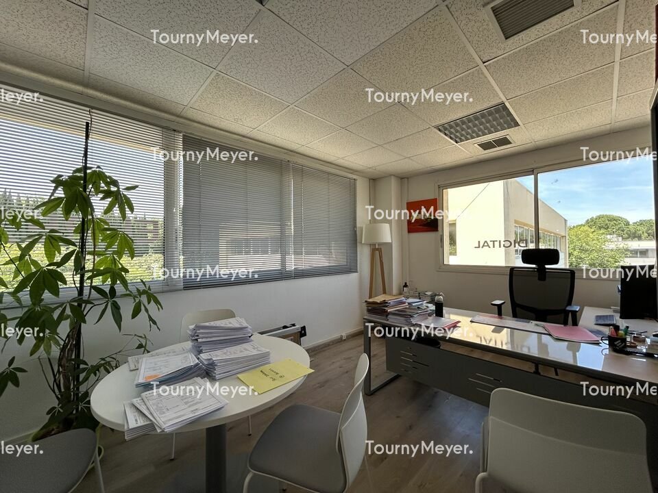 BUREAUX