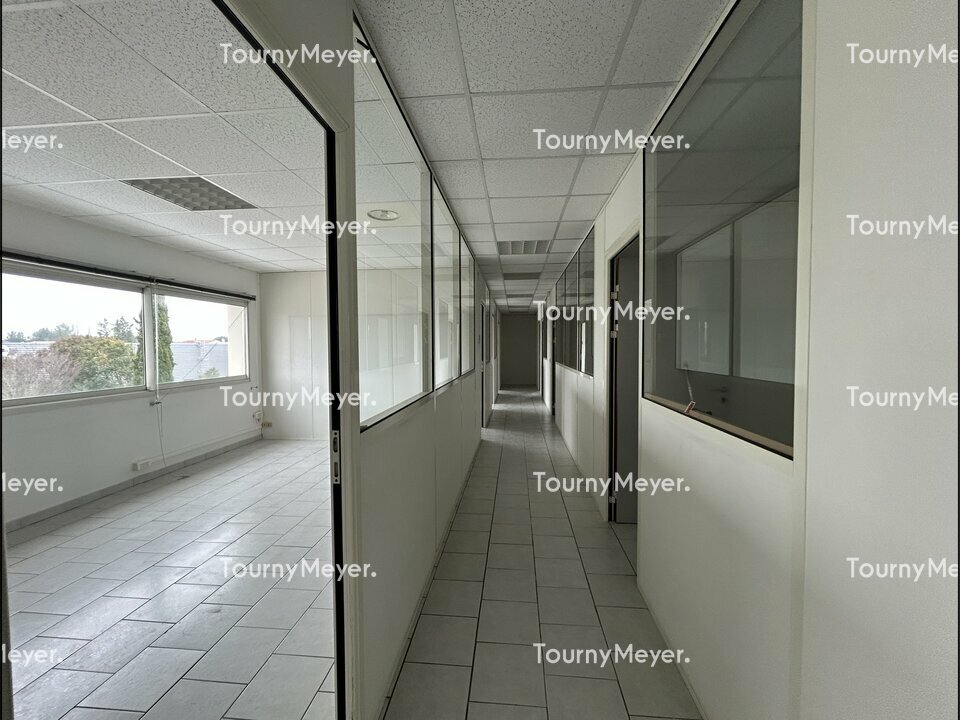 BUREAUX