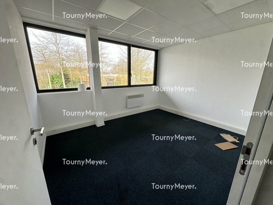 LOCAL D'ACTIVITES