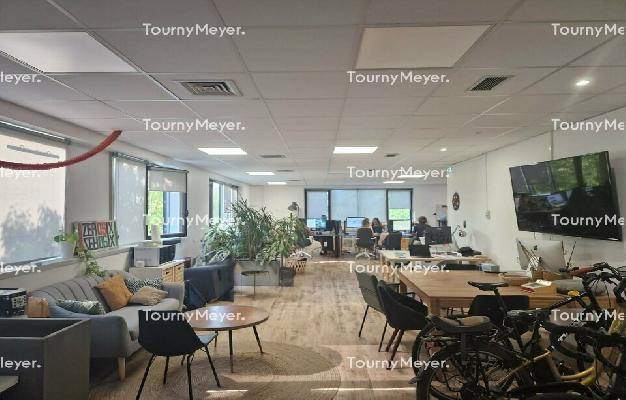 BUREAUX