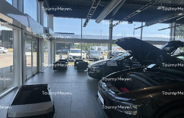 LOCAL D'ACTIVITES