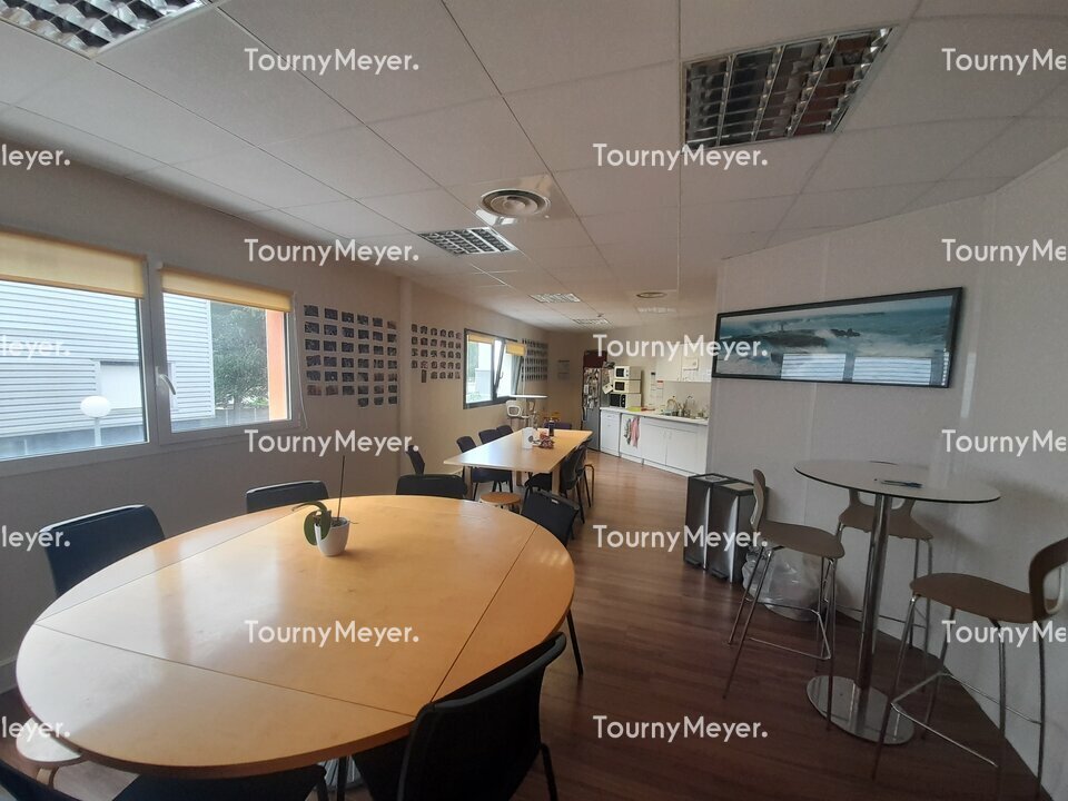 BUREAUX
