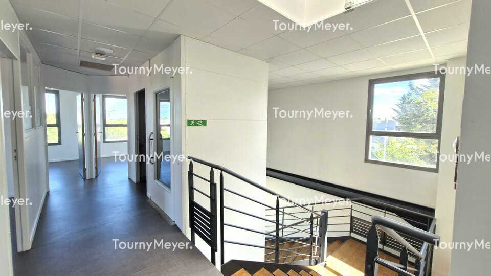 BUREAUX