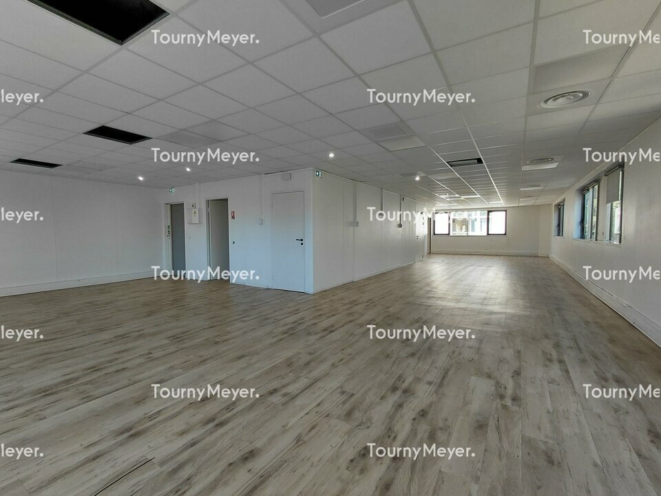 BUREAUX