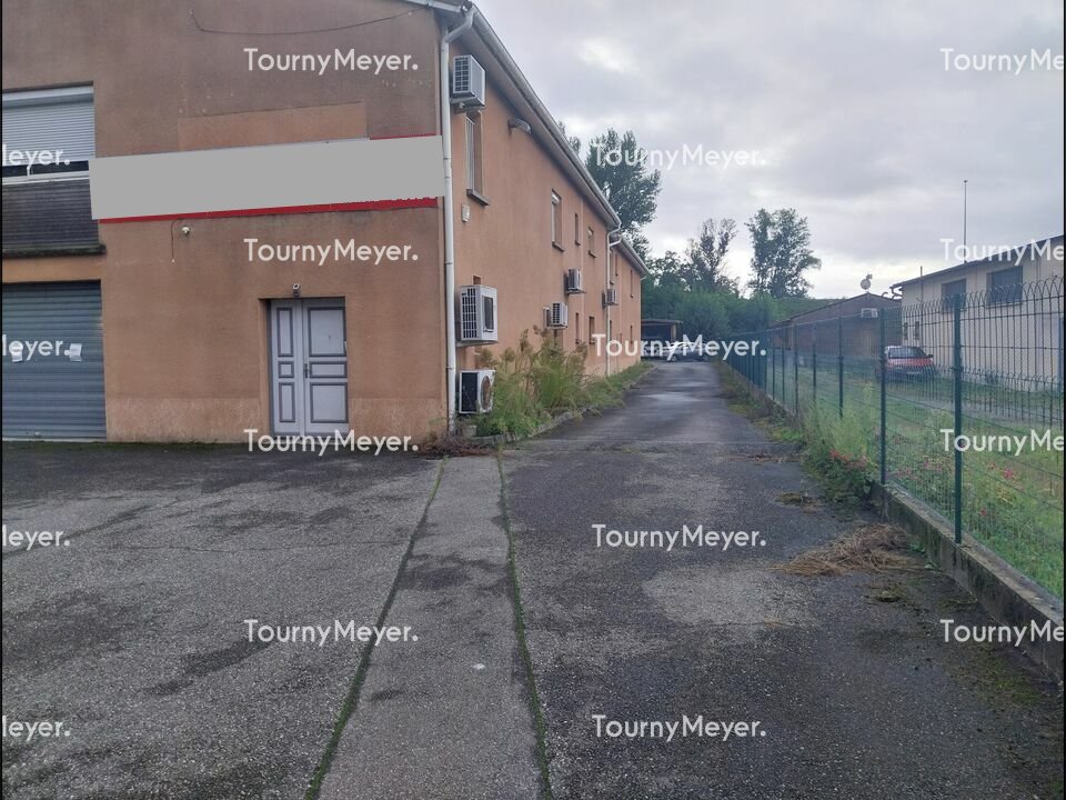LOCAL D'ACTIVITES