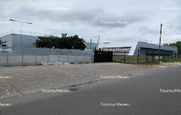 LOCAL D'ACTIVITES