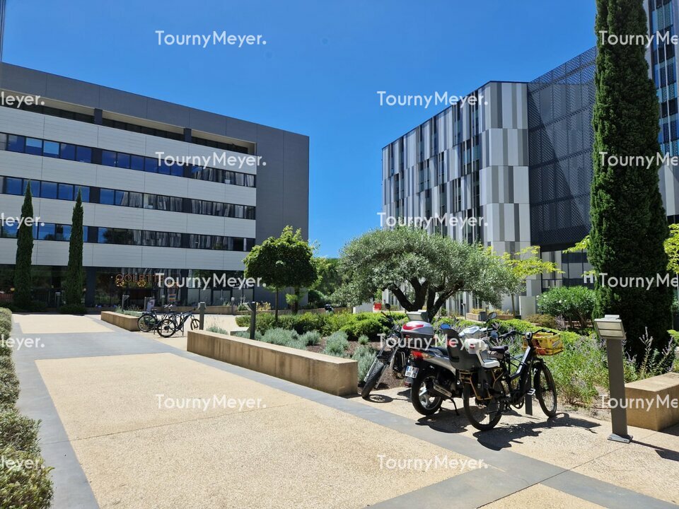 BUREAUX