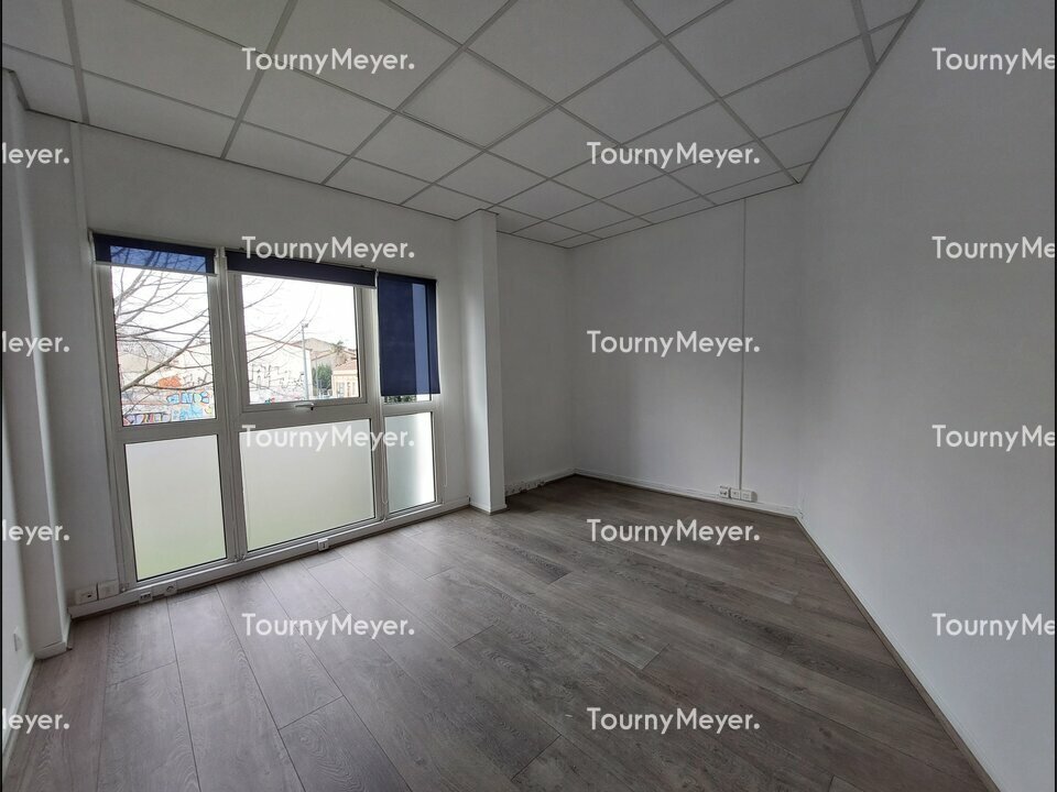 BUREAUX
