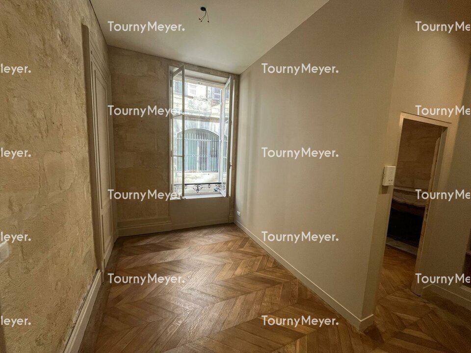 BUREAUX