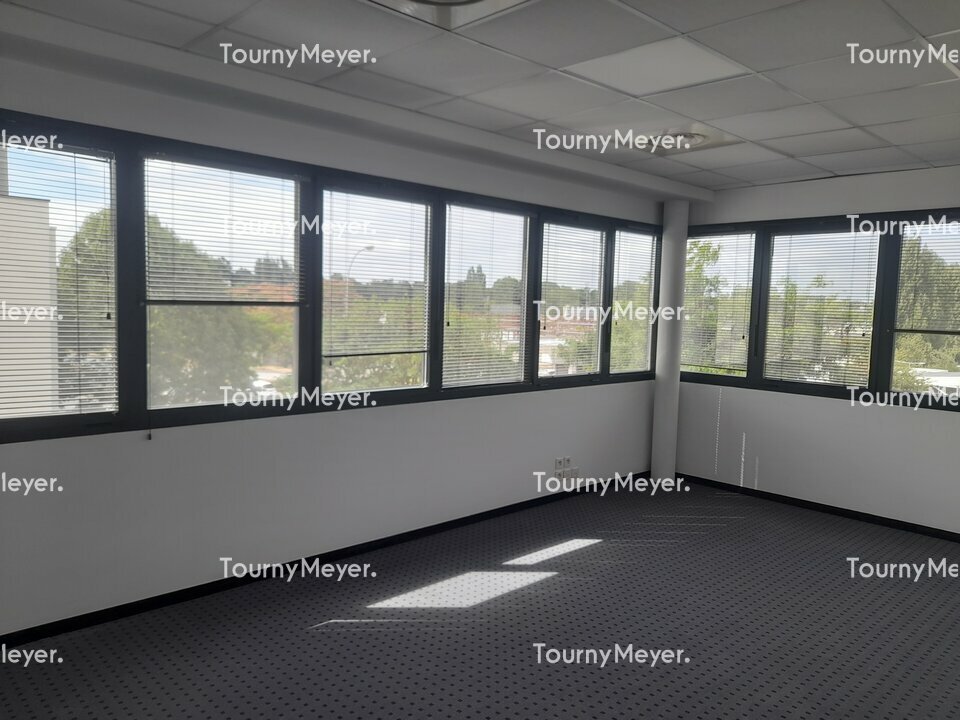 BUREAUX
