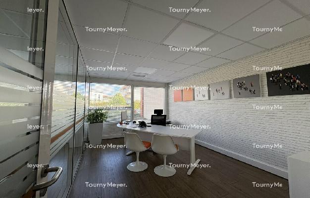 BUREAUX