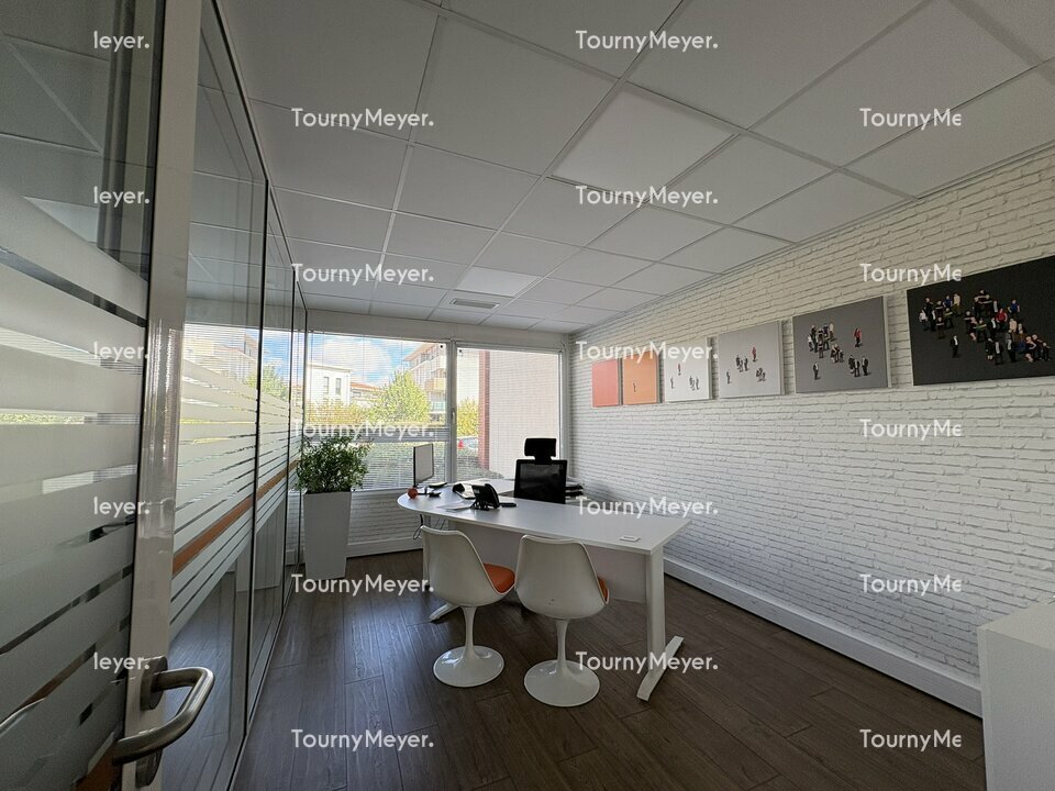 BUREAUX