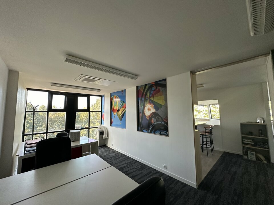 BUREAUX