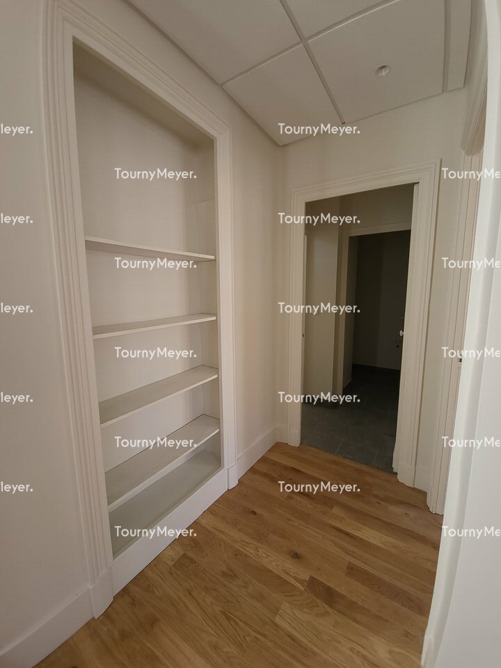 BUREAUX