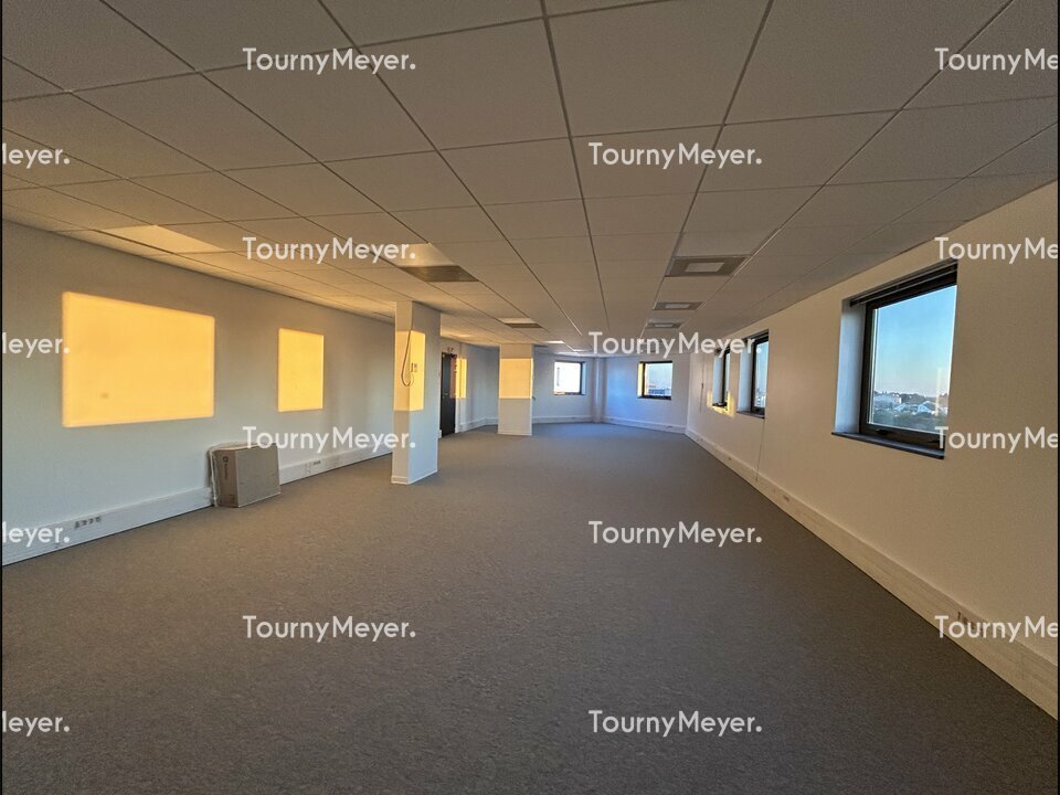 BUREAUX