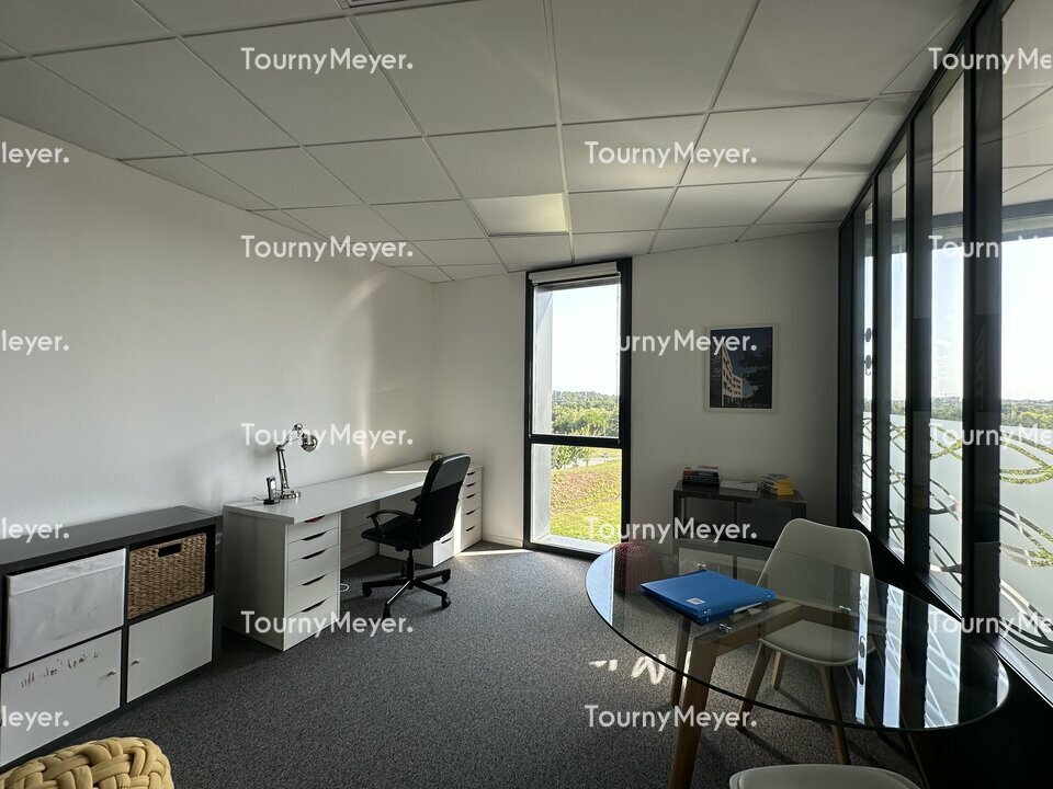 BUREAUX