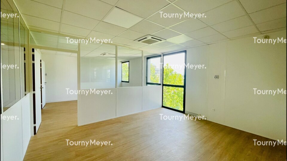 BUREAUX