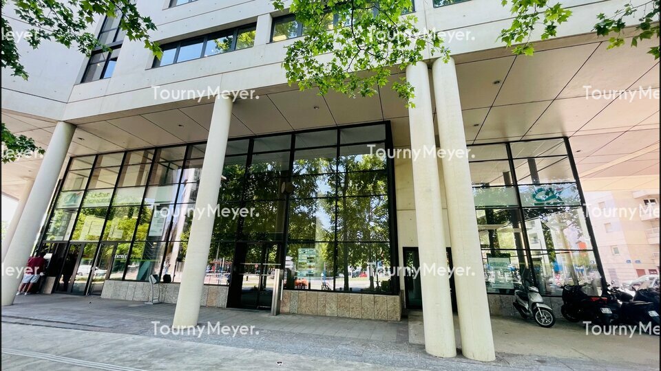 BUREAUX