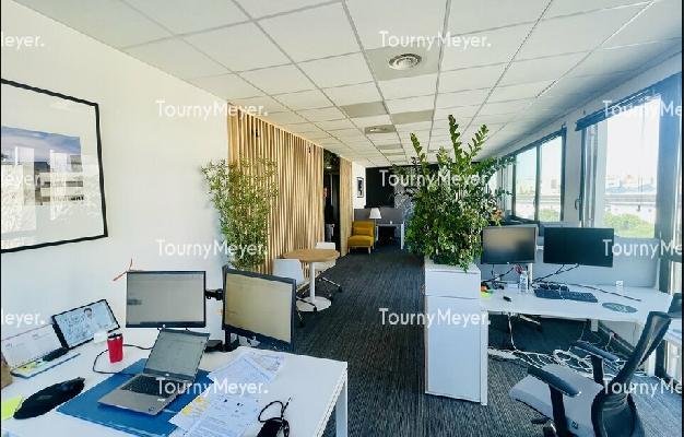 BUREAUX
