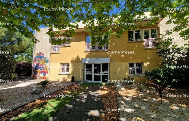 BUREAUX