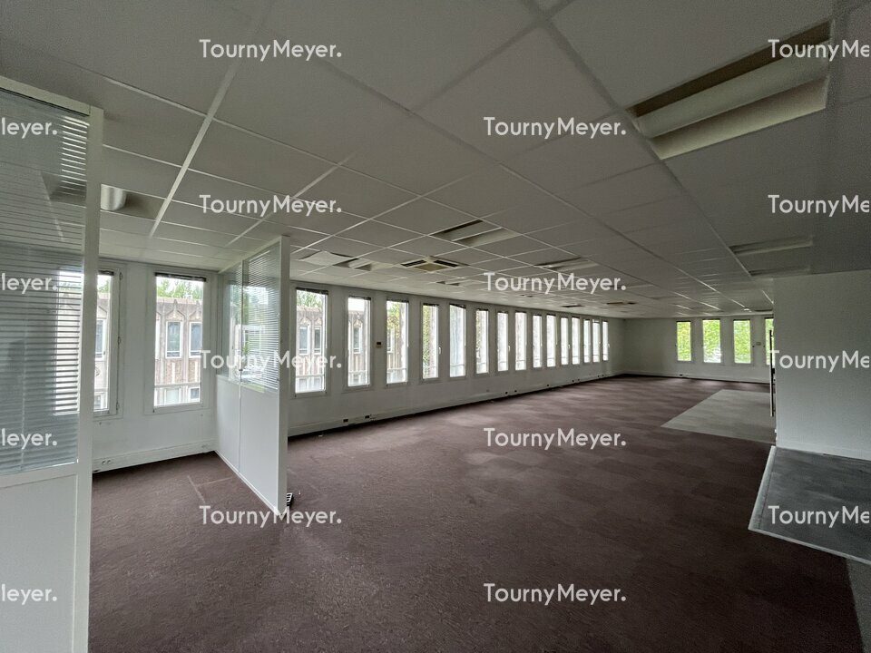 BUREAUX