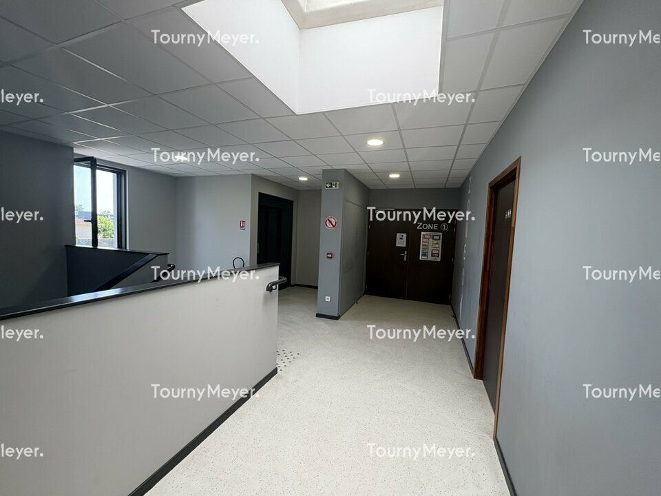 BUREAUX
