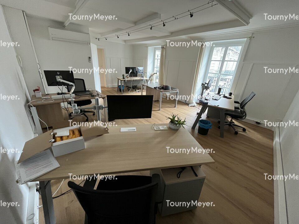 BUREAUX