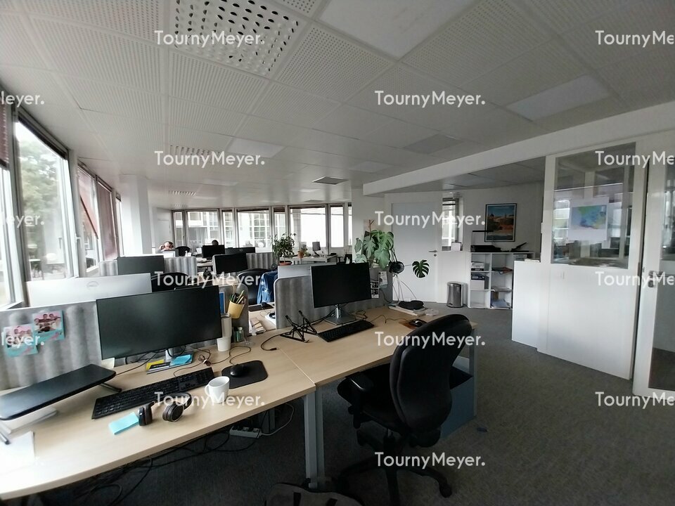 BUREAUX