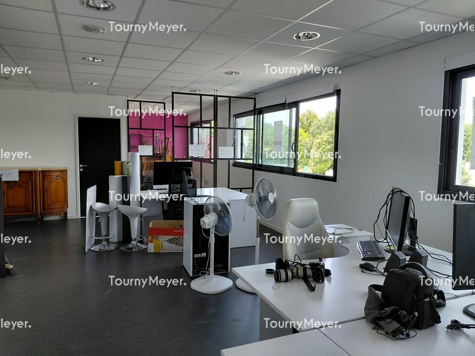 BUREAUX