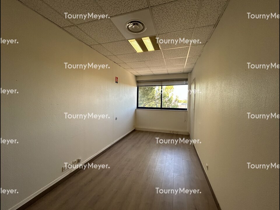 BUREAUX