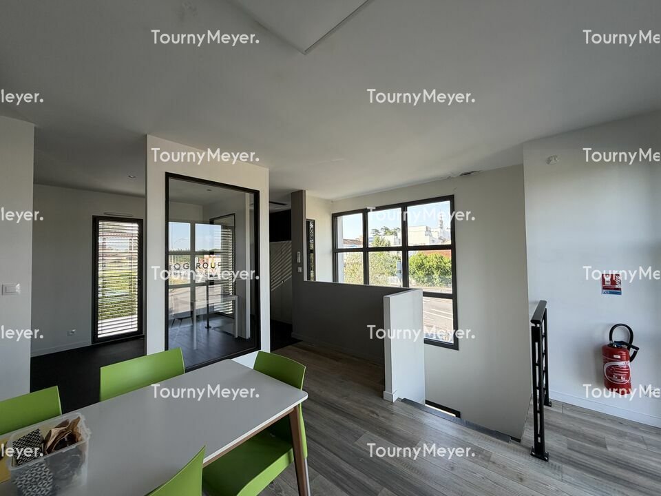 BUREAUX