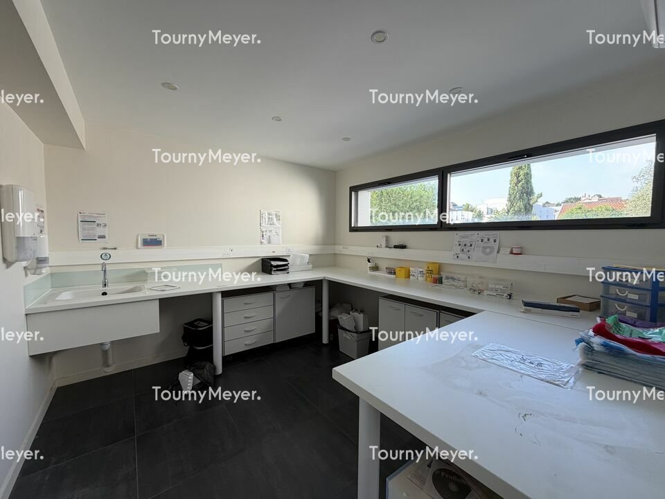 BUREAUX